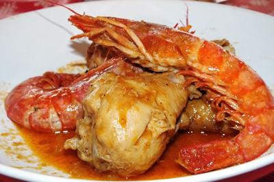 Pollastre amb Gambes (kip met gambas)