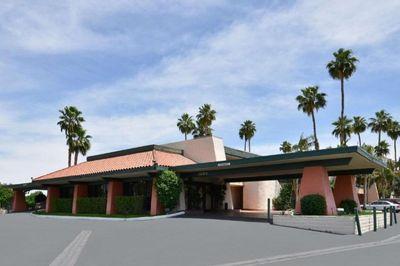 Travelodge by Wyndham Palm Springs