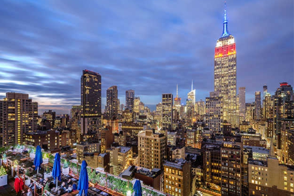 230 Fifth Rooftop Bar in Manhattan, New York, Amerika
