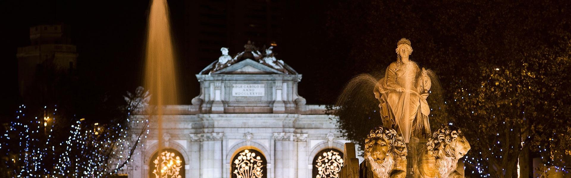 Cibelesfontein in Madrid, Spanje, met kerst