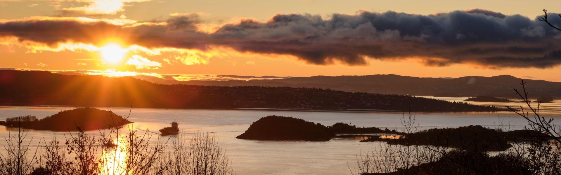 Zonsondergang op de Ekeberg in Oslo