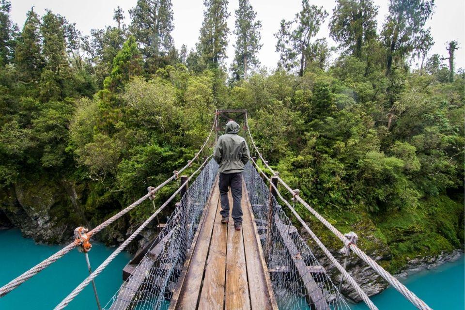 Hangbrug in de Hokitika Gorge, Nieuw-Zeeland