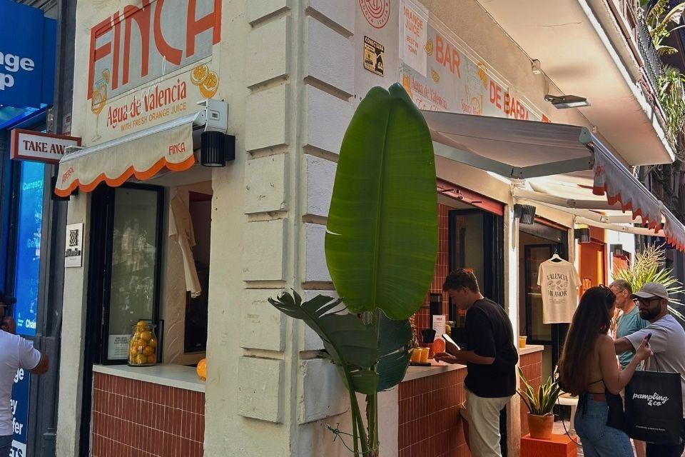 Cocktailbar FINCA Bar de Barra in Valencia Spanje