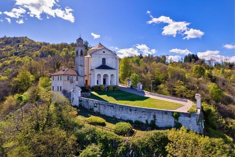 Santuario della Madonna del Sasso Lago d'Orta Italië