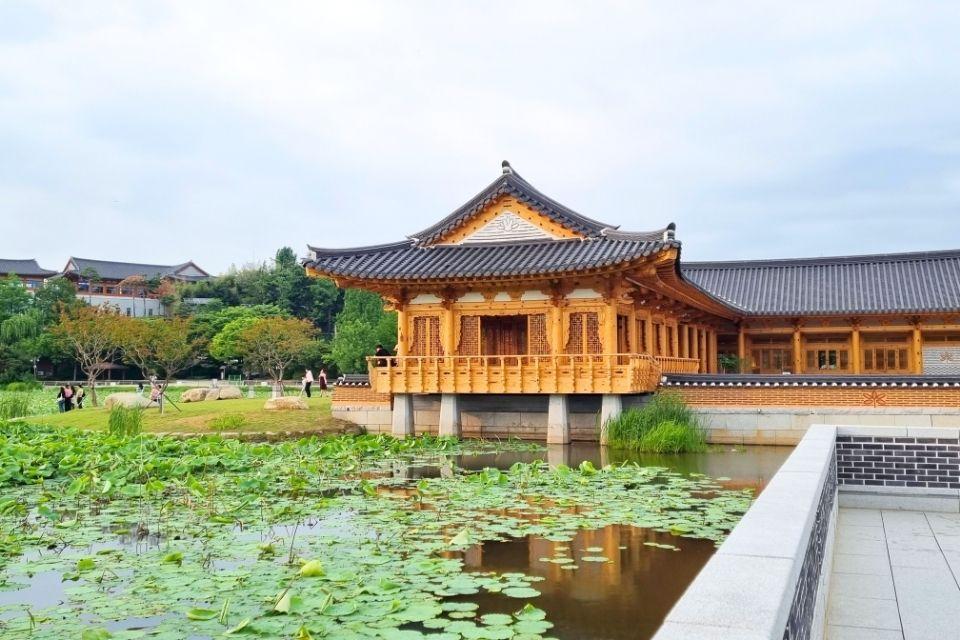 Deokjin Park in Jeonju, Zuid-Korea