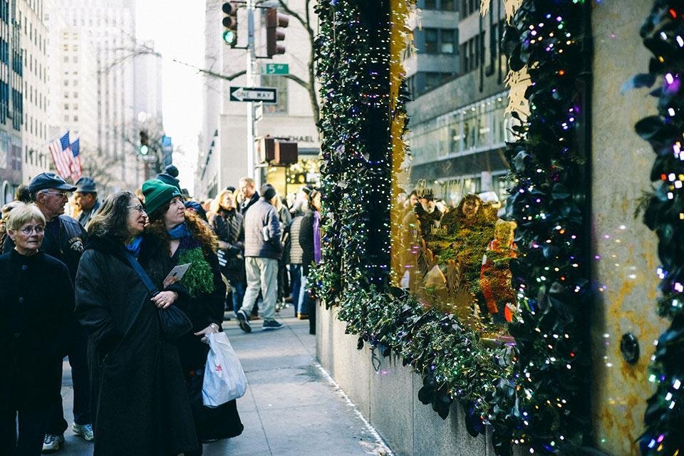 Window shopping in New York, Amerika