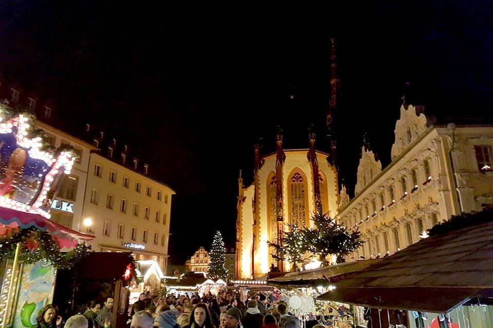 Kerstmarkt in Würzburg, Duitsland