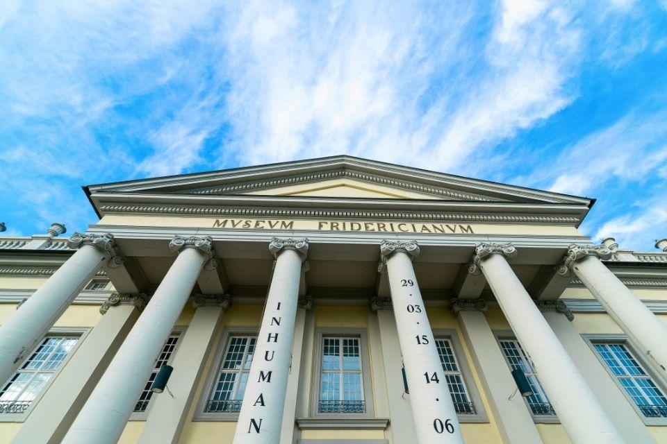 Het Fridericianum in Kassel Duitsland