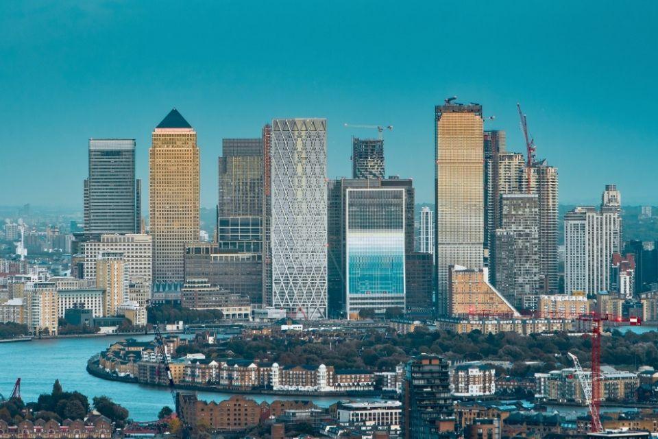 Zicht op Canary Wharf district in Londen