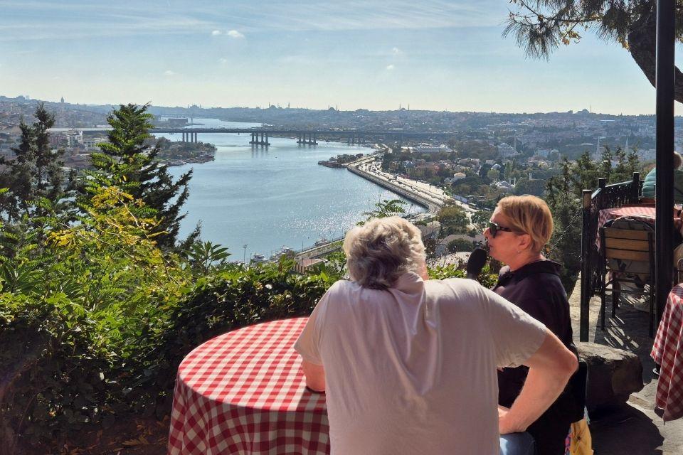 Reisleidster Claudia en Roelof Hemmen in Istanbul, Turkije