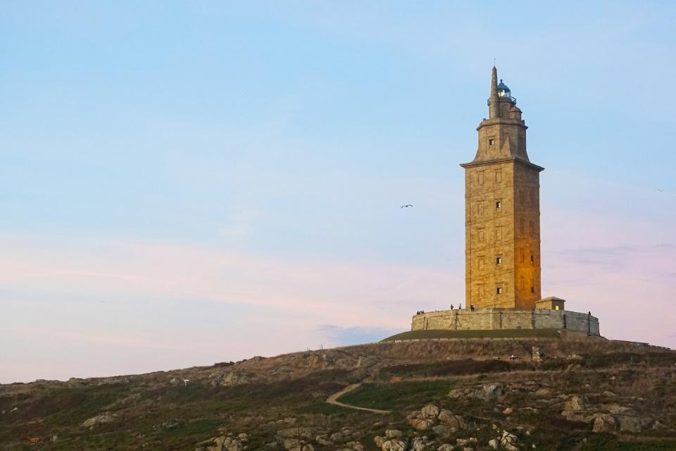 De toren van Hercules in A Coruña, Spanje