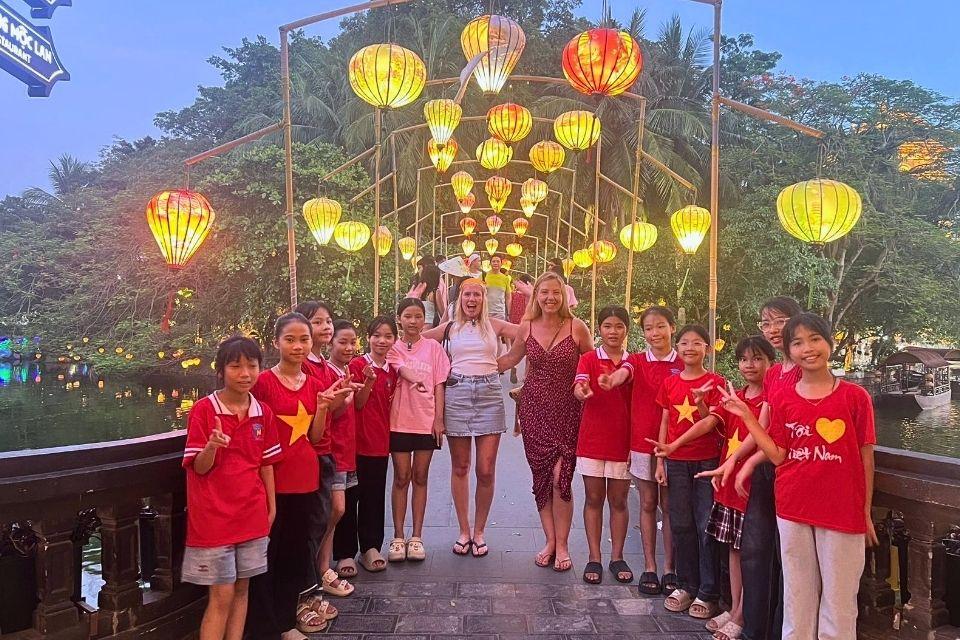 Bezoek aan de night market in Ninh Binh | Foto: Reisexpert Jessica