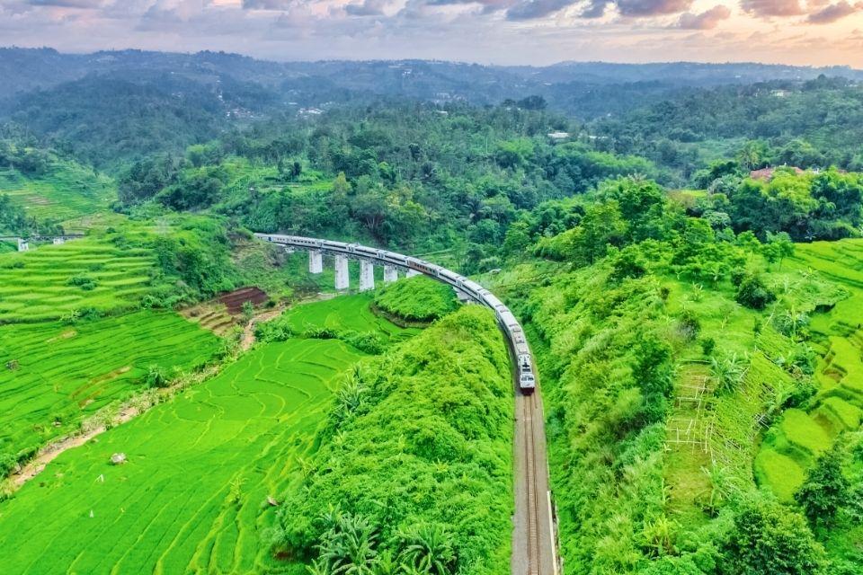 Treinrit over Java, Indonesië