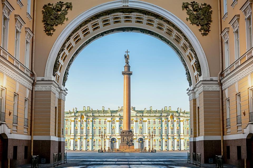 Prachtig zicht op de Hermitage in Sint Petersburg, Rusland