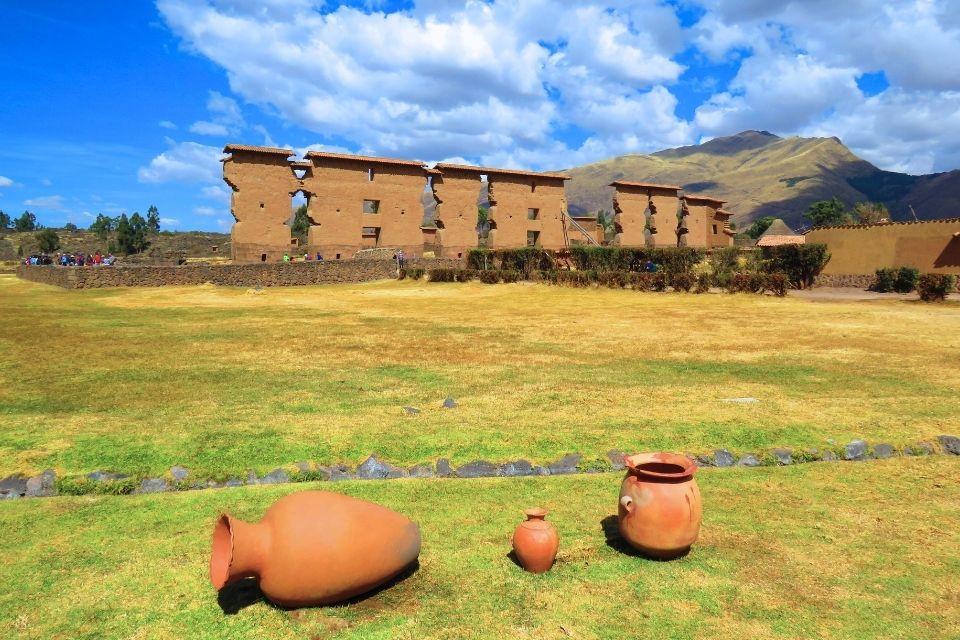 Incacomplex Raqch'i, Peru