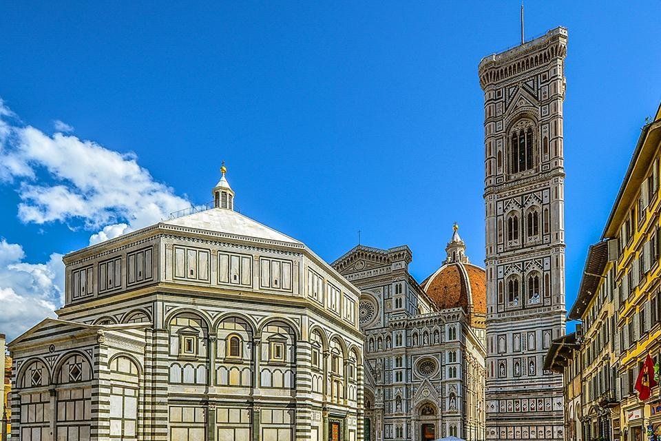 De doopkapel San Giovanni en de duomo, Florence, Italië