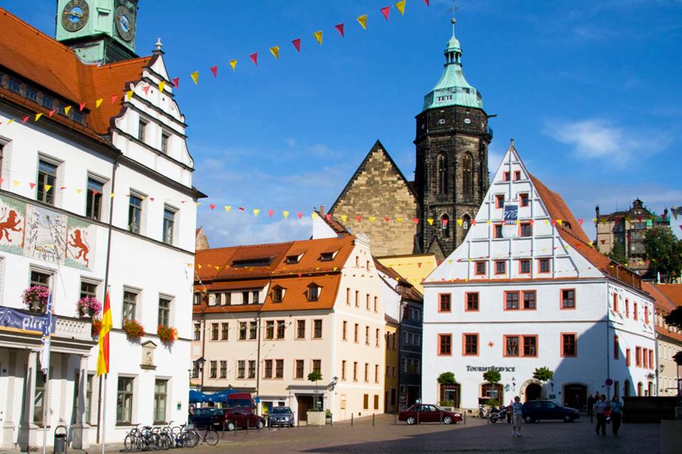 Marktplatz in Pirna, Saksen, Duitsland