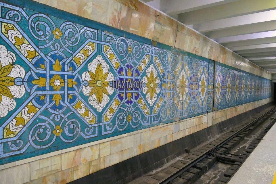 Ichkaridan qinning yaqindan korinishi Qattiq teshikda jinsiy aloqa