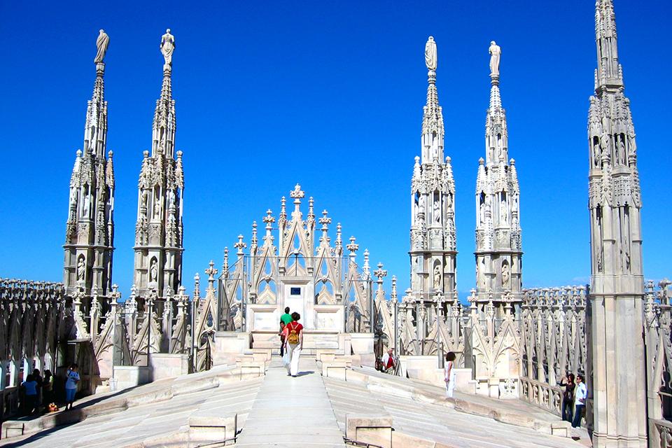 Dak van de duomo in Milaan, Italië