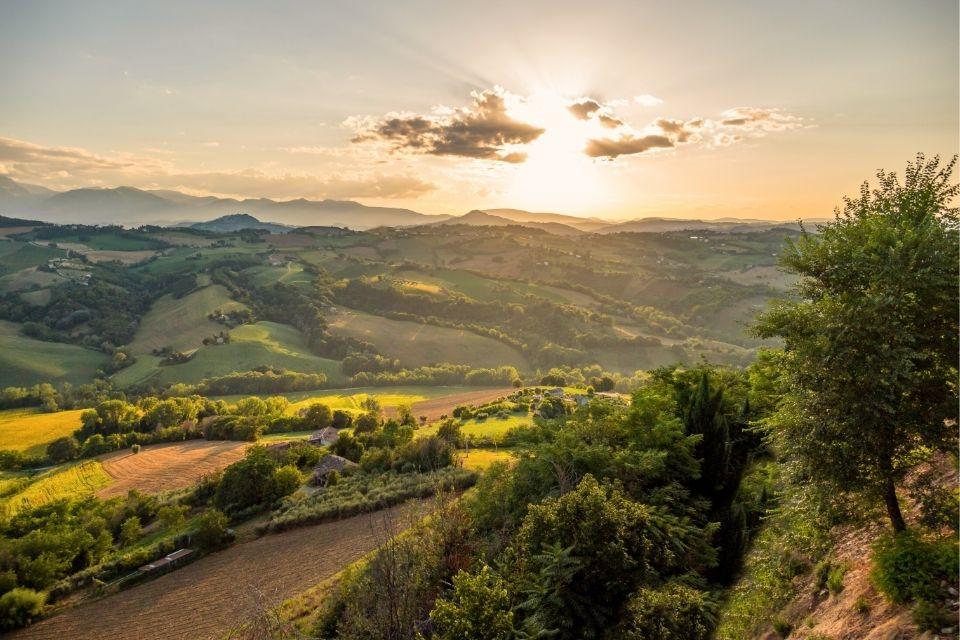 Zonsondergang in de Marken Italië