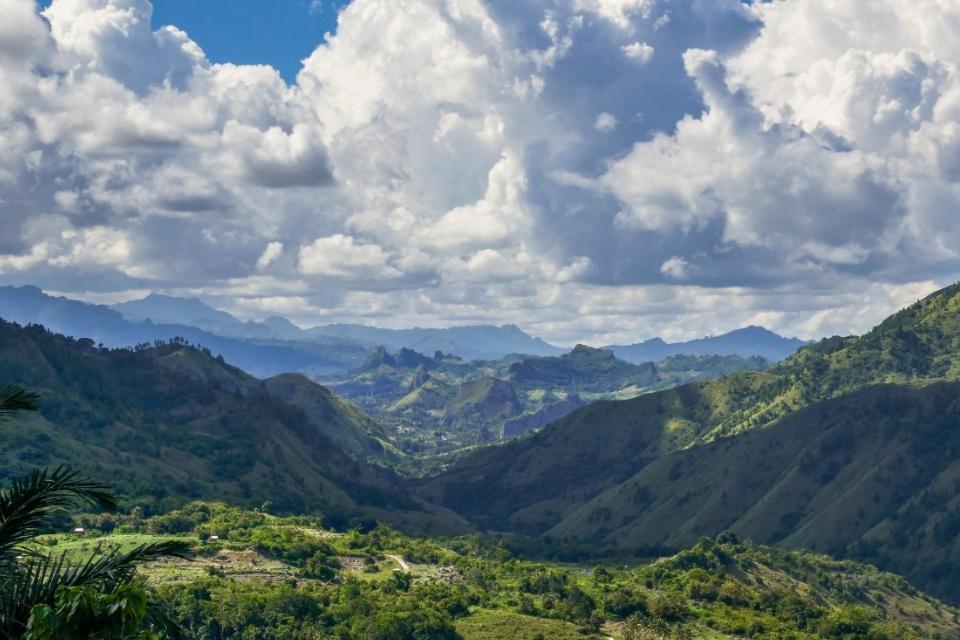 Uitzichtpunt Puncak Lakawan, Sulawesi, Indonesië