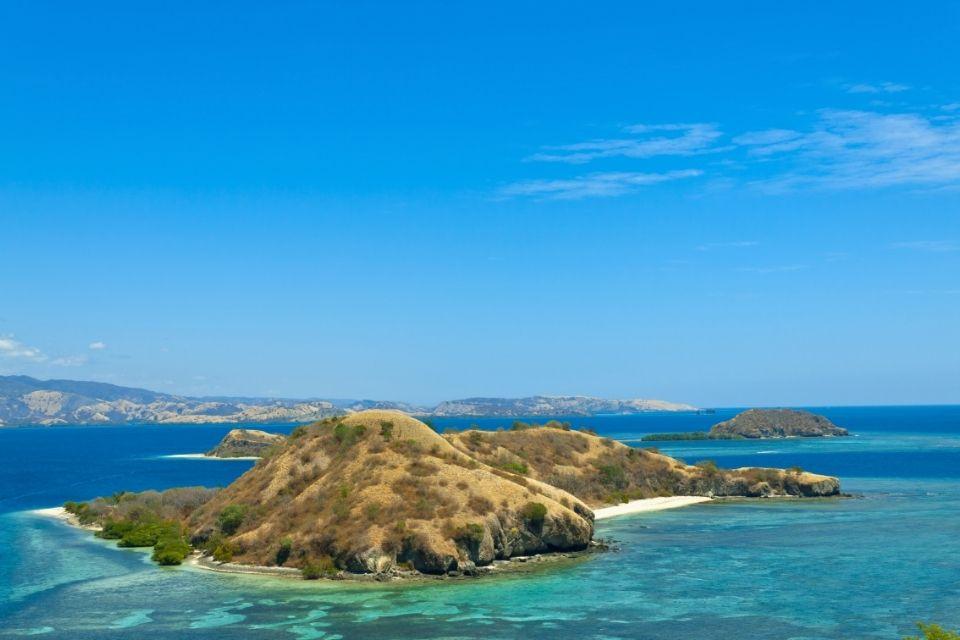 Tujuhbelas Flores Indonesië