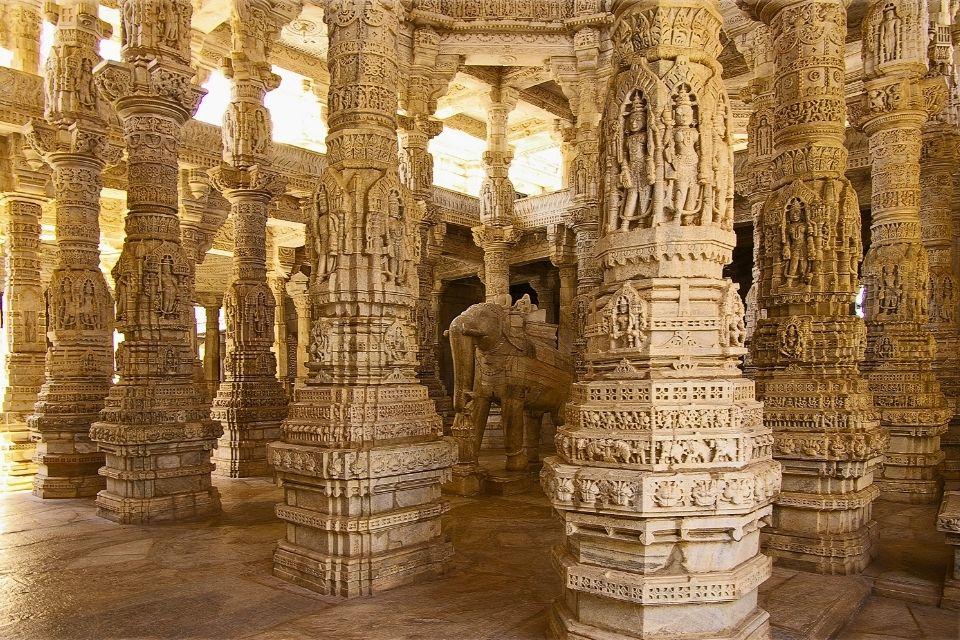 Chaumukhtempel in Ranakpur India