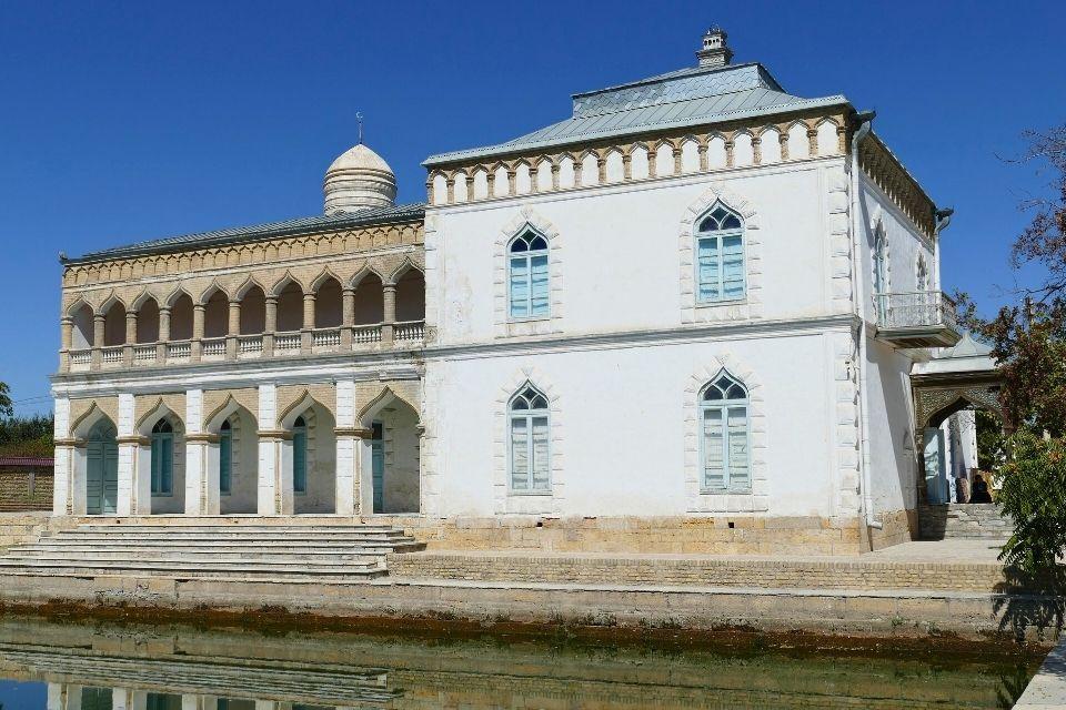 De zomerresidentie van de laatste emir van Bukhara Oezbekistan