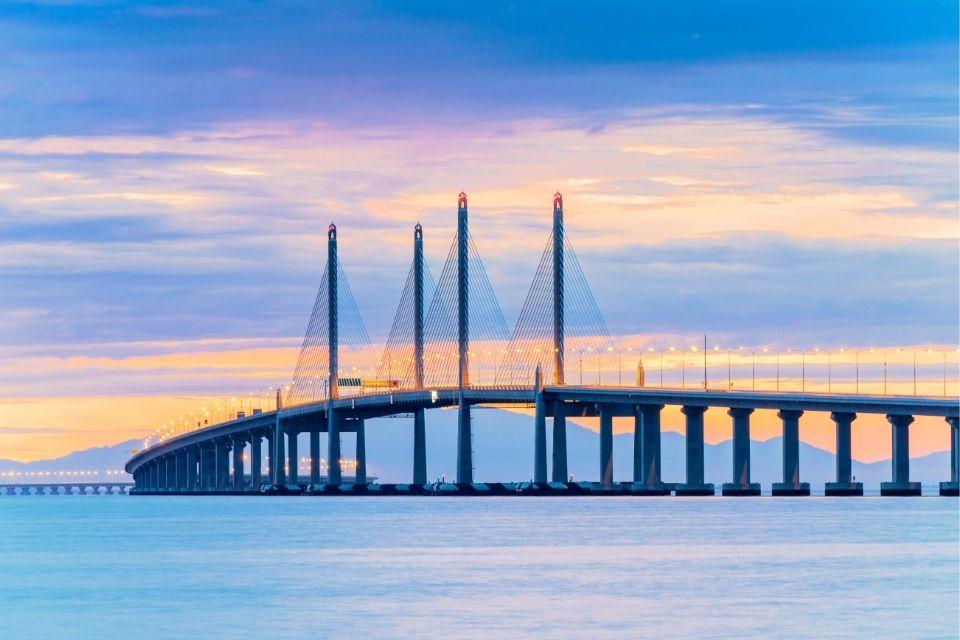 De Penang Bridge in Georgetown, Maleisië