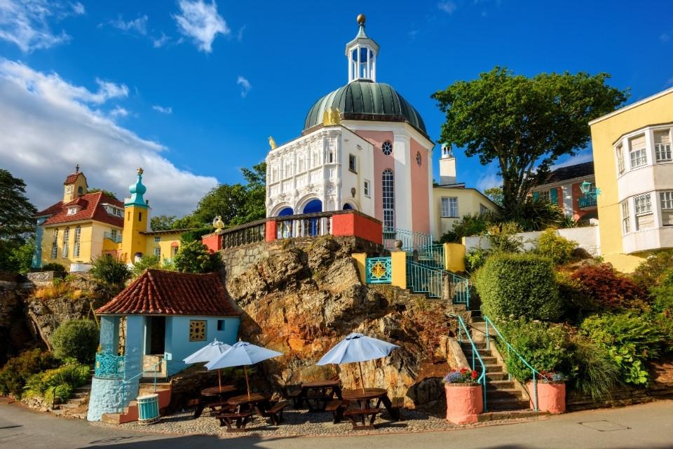 Het kleurrijke Portmeirion, Wales, Groot-Brittannië