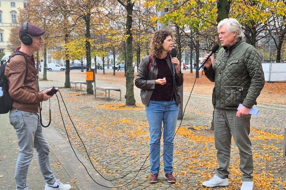 Reisleidster Suzanne en Roelof Hemmen in Berlijn, Duitsland