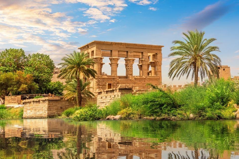 De Phileatempel aan de Nijl bij Aswan Egypte