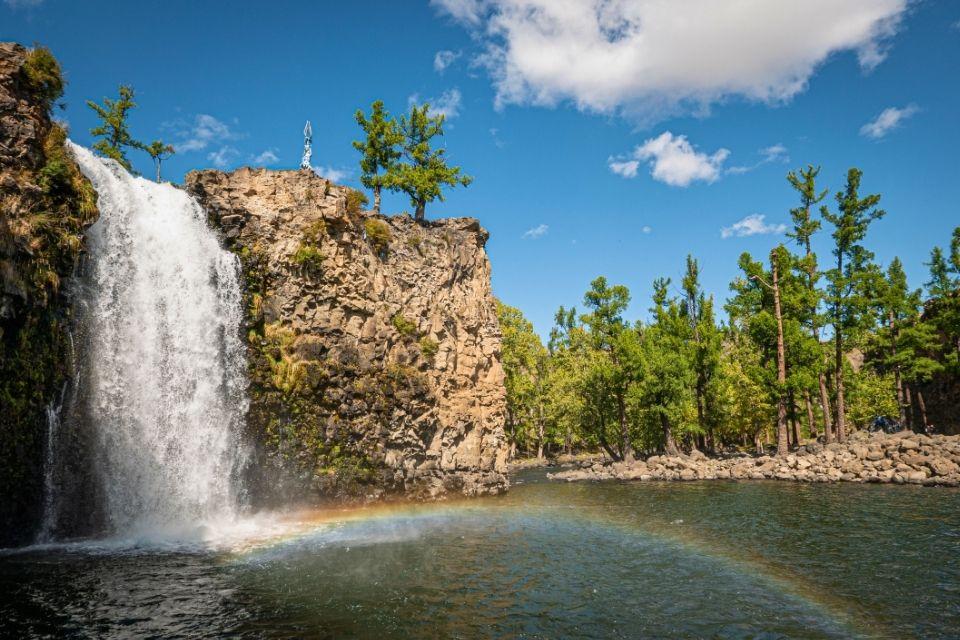 De indrukwekkende Orkhonwaterval Mongolië