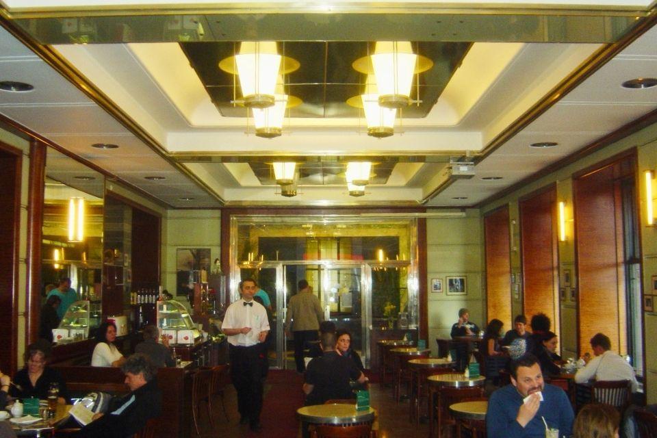 Café Slavia in Praag