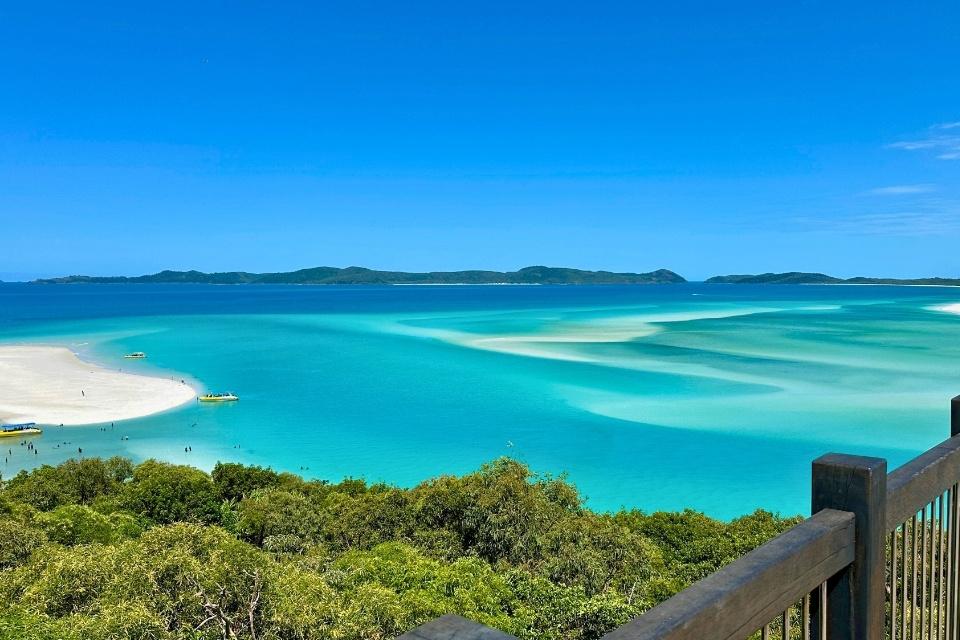Hill Inlet Lookout met zicht op de Whitsunday Islands, Australië