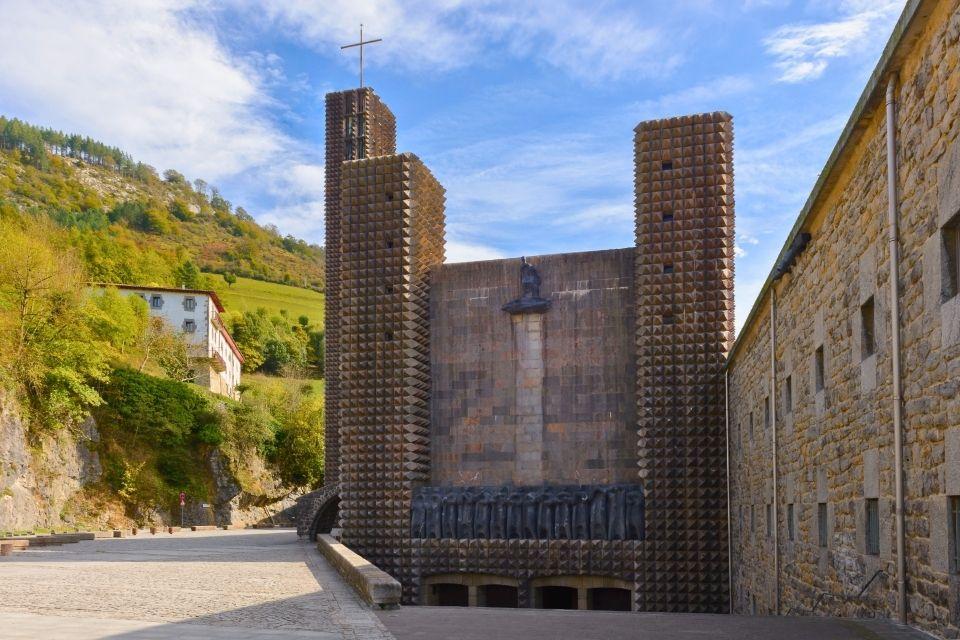 Het moderne heiligdom van Aránzazu Spanje