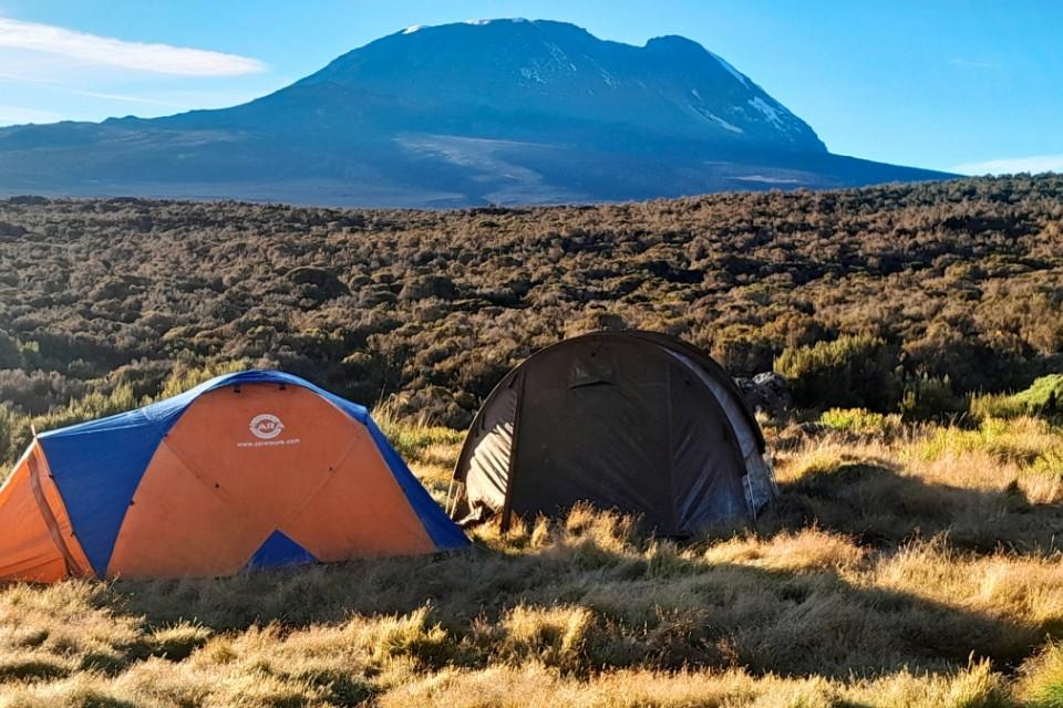 Tentjes op de Kilimanjaro, Tanzania | Foto: Wim en Wilma Eisses