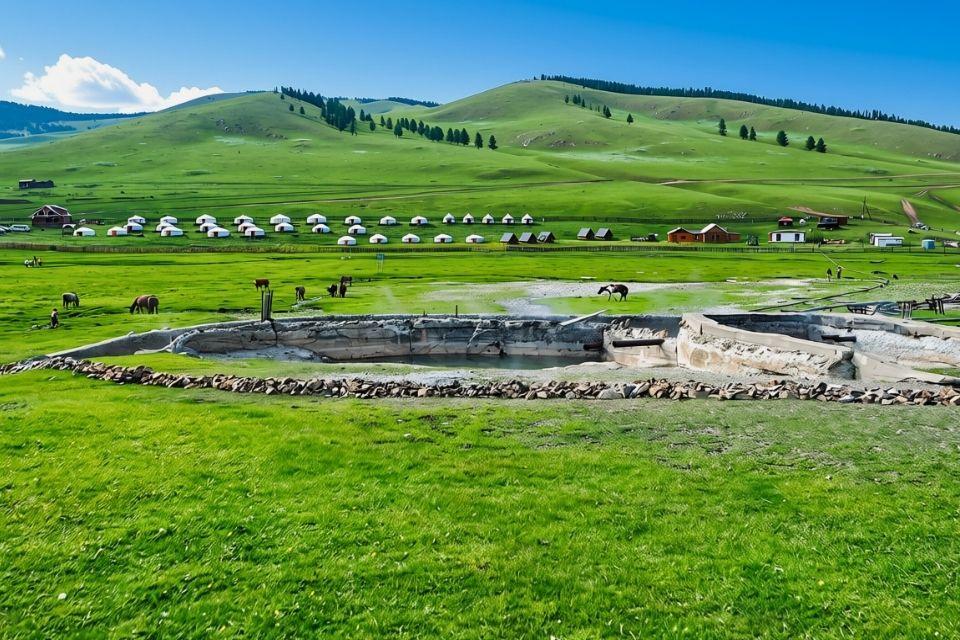 Hot springs rondom Tsenkher Mongolië