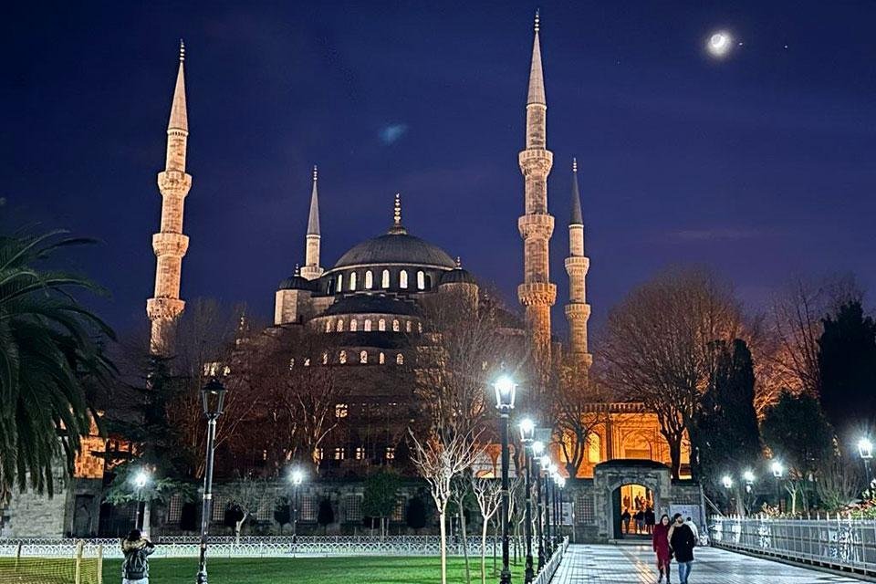 Sultan Ahmet-moskee by night, Istanbul, Turkije | Foto: reisleidster Claudia