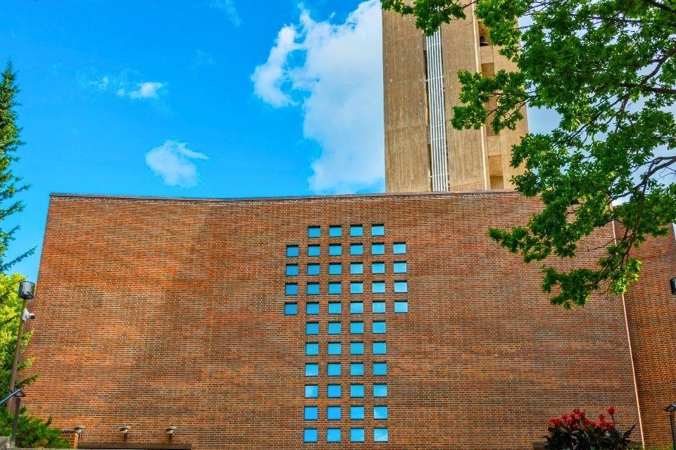 Kerk van het Kruis in Lahti, Finland