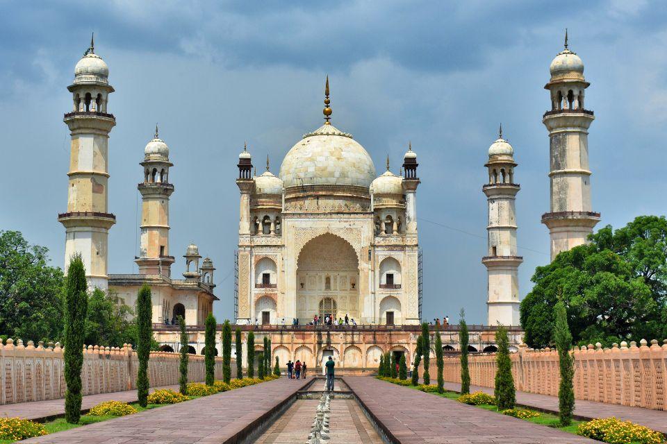 Bibi-ka-Maqbara Aurangabad India