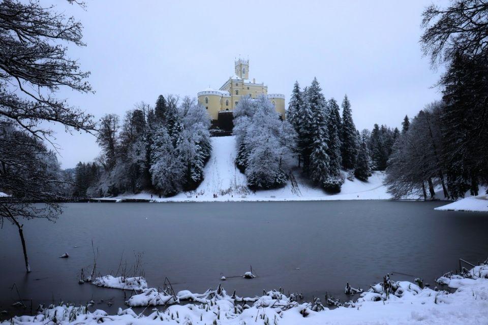 Het kasteel van Trakošćan in Zagorje, Kroatië