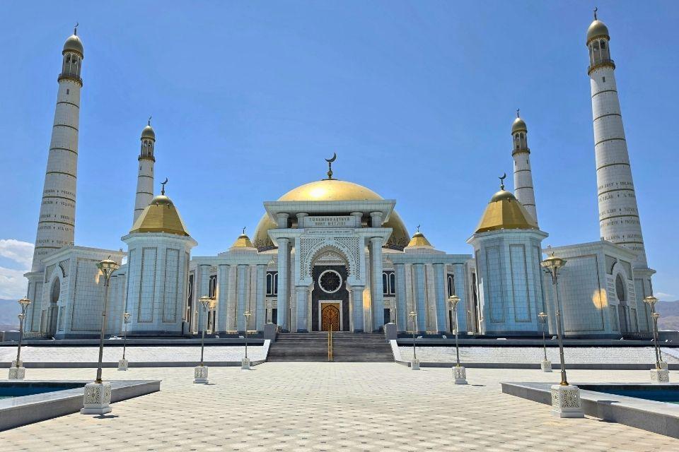 Türkmenbaşy Ruhy-moskee in Gypjak, Turkmenistan