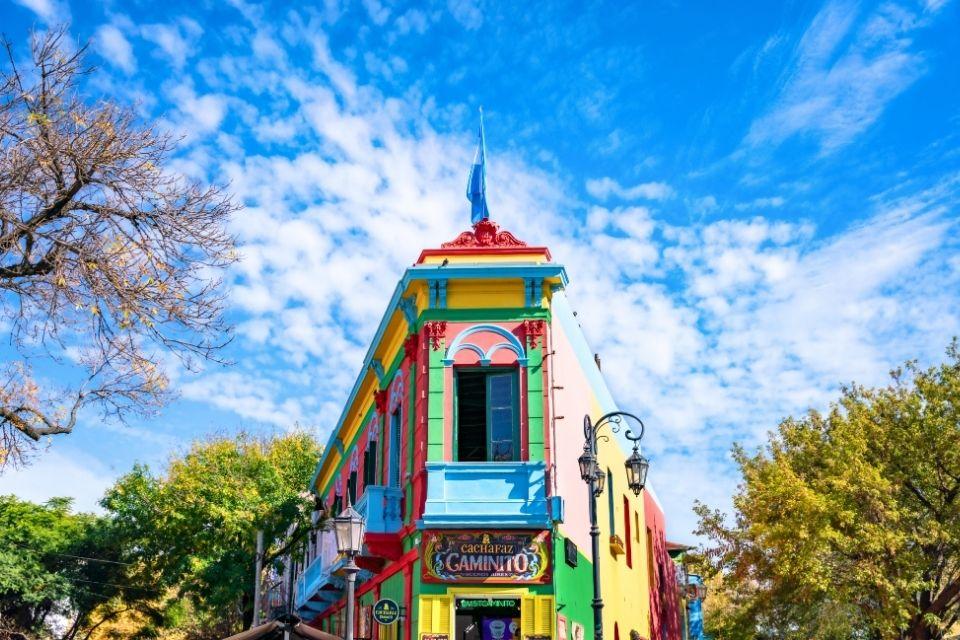 Kleurrijk huisje in Buenos Aires