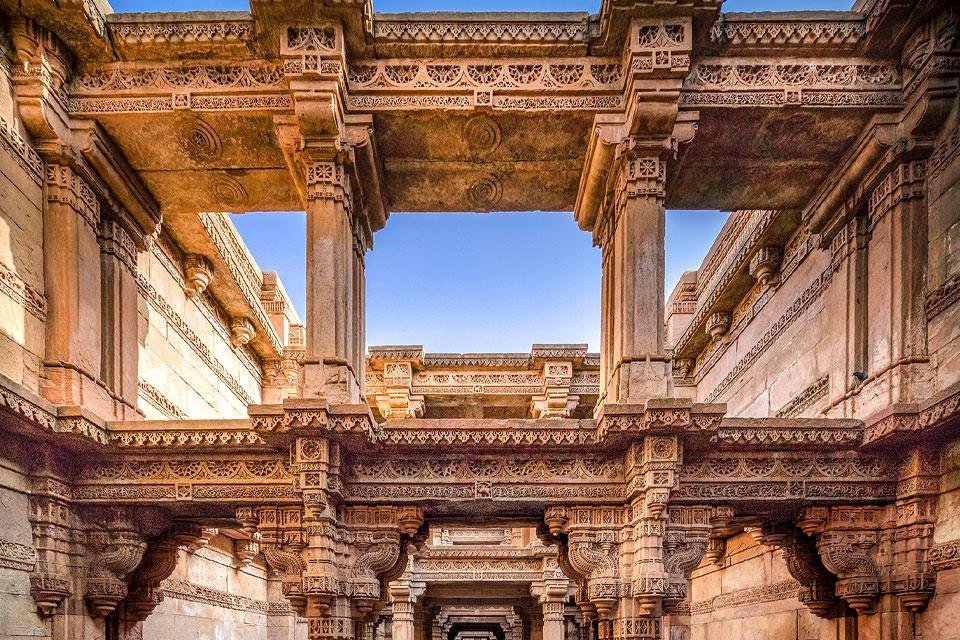 trappenbron in Adalaj Ahmedabad, India