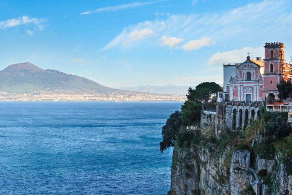 Golf van Napels vanuit Sorrento Italië