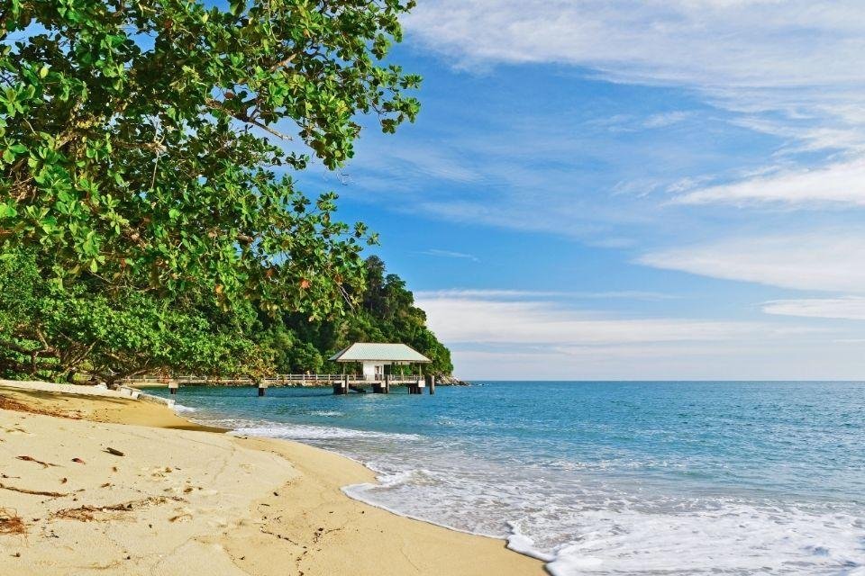 Strand op Pangkor Island, Maleisië