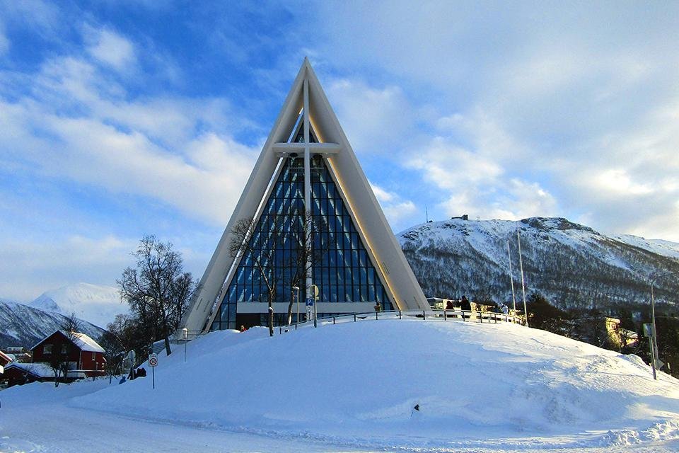 De IJszeekathedraal, Tromsø, Noorwegen