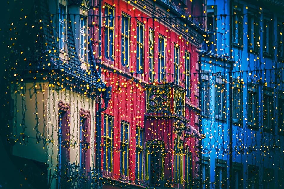 Freiburg, Duitsland met kerstversiering