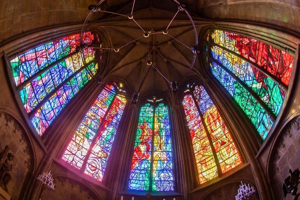 Glasvensters van Chagall in de kathedraal van Metz, Frankrijk